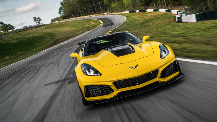  Chevrolet Corvette ZR1 (C7) 2018 года  (фото 36 из 67)